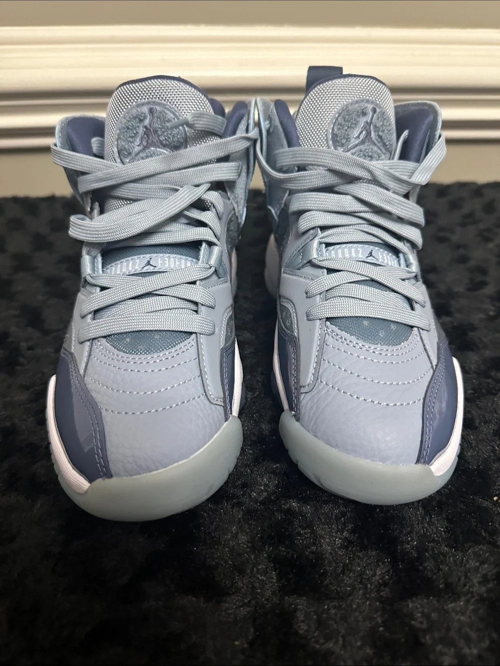 Nike Jumpman Two Trey shoes in ice blue Sz 5.5